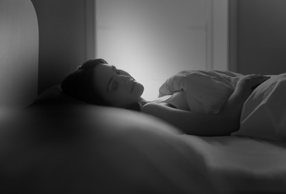 Sleeping Woman Bw