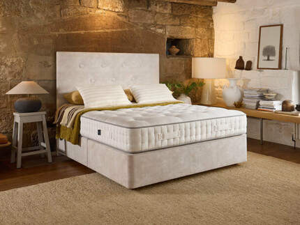 WEB Amber Ortho with a Denver headboard and Platform Top Deep base in Lovely Pearl